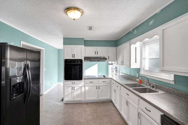 2354 Lake Francis Road NE, Dalton, GA 30721