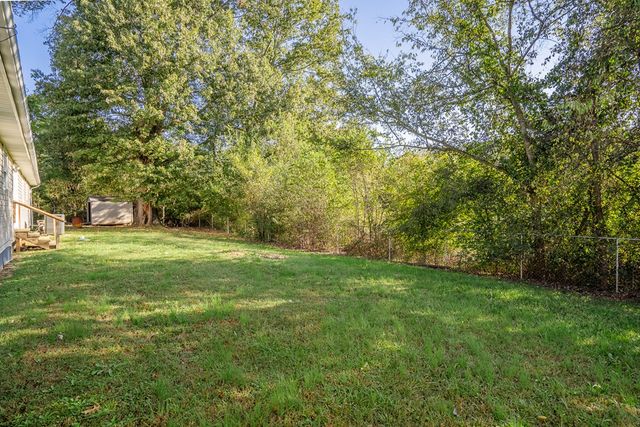 2354 Lake Francis Road NE, Dalton, GA 30721