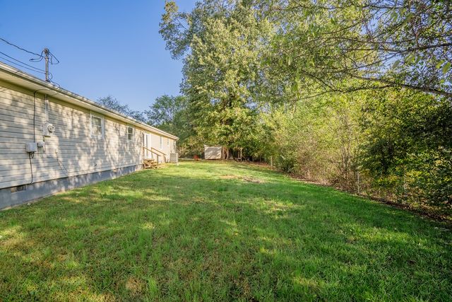 2354 Lake Francis Road NE, Dalton, GA 30721