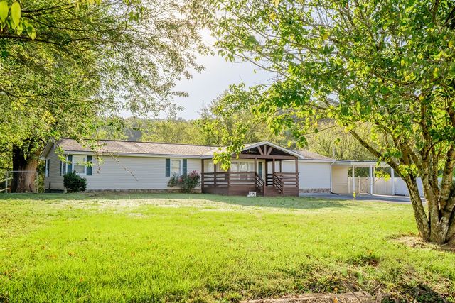 2354 Lake Francis Road NE, Dalton, GA 30721