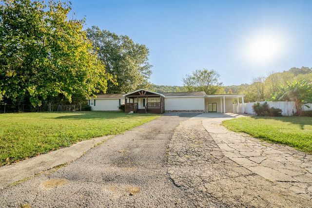 2354 Lake Francis Road NE, Dalton, GA 30721