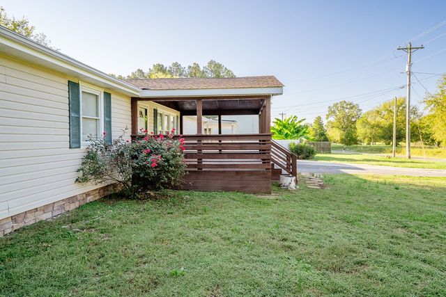2354 Lake Francis Road NE, Dalton, GA 30721