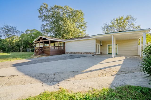 2354 Lake Francis Road NE, Dalton, GA 30721