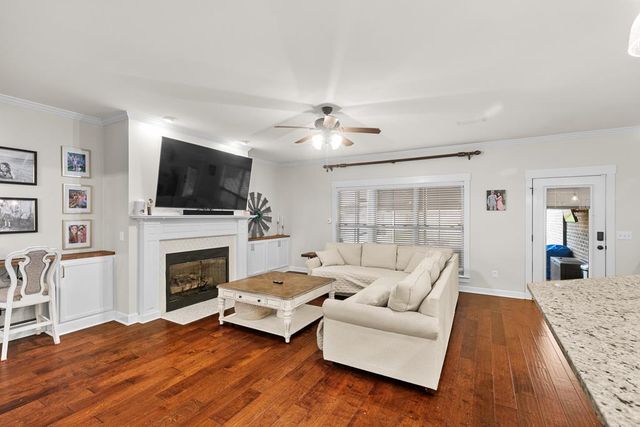 221 Prestwick, Dothan, AL 36305