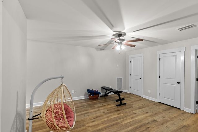 221 Prestwick, Dothan, AL 36305