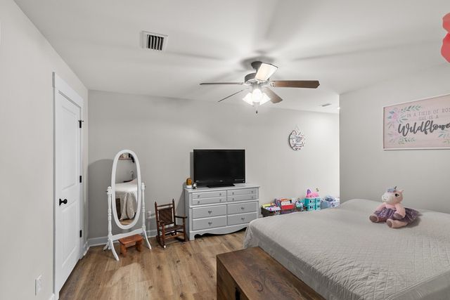 221 Prestwick, Dothan, AL 36305