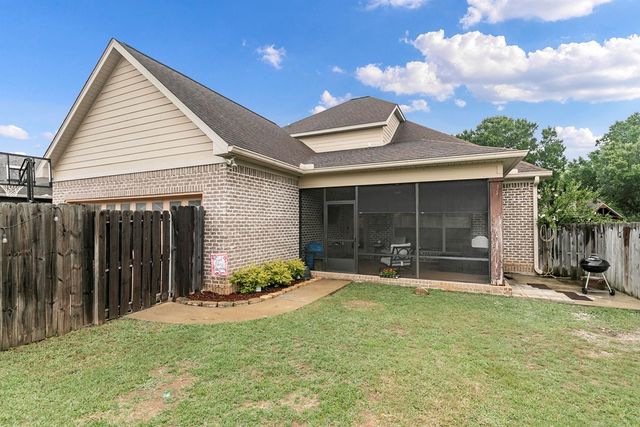 221 Prestwick, Dothan, AL 36305
