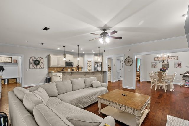 221 Prestwick, Dothan, AL 36305