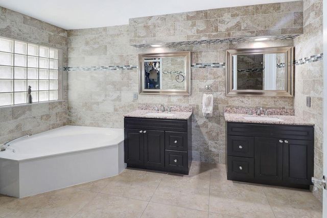 5808 N Plum Bay Parkway, Tamarac, FL 33321