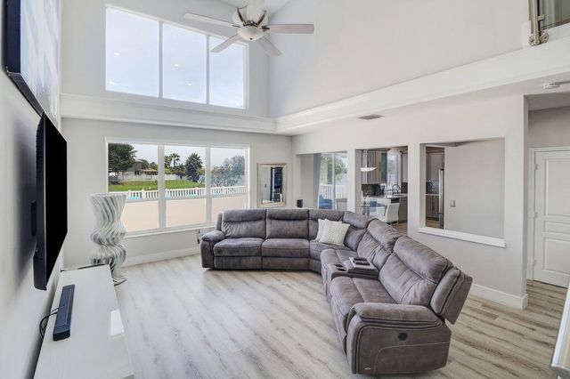 5808 N Plum Bay Parkway, Tamarac, FL 33321