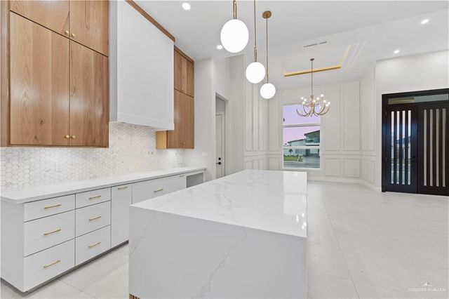 9816 N 25th Street, Mcallen, TX 78504