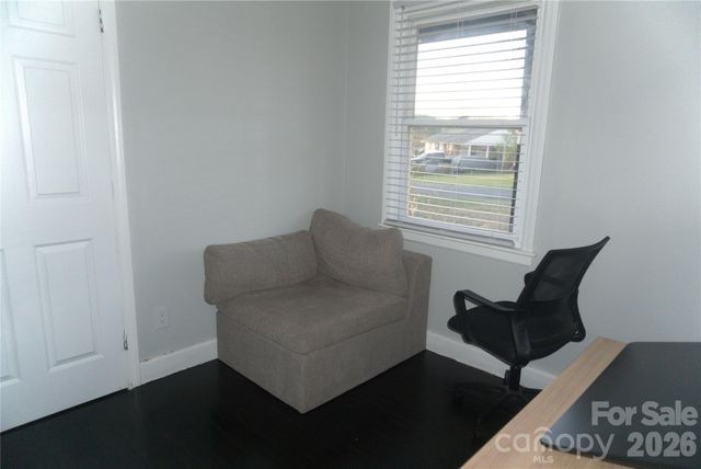 2851 Burbank Drive, Charlotte, NC 28216