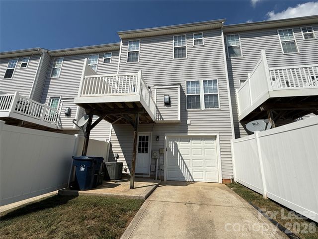 9766 Blossom Hill Drive, Huntersville, NC 28078