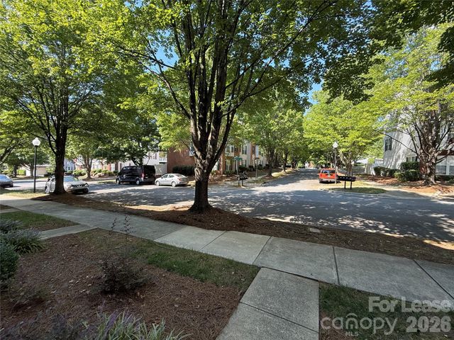 9766 Blossom Hill Drive, Huntersville, NC 28078