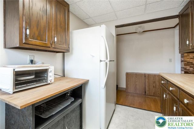 3218 Highland Road, Lowhill Twp, PA 18069