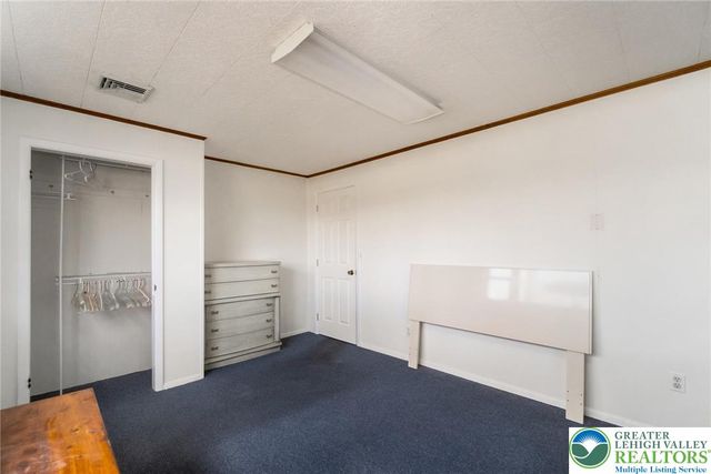 3218 Highland Road, Lowhill Twp, PA 18069