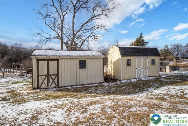 3218 Highland Road, Lowhill Twp, PA 18069