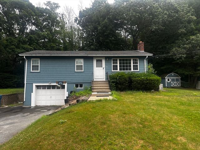 73 Summit Dr 1, East Bridgewater, MA 02333