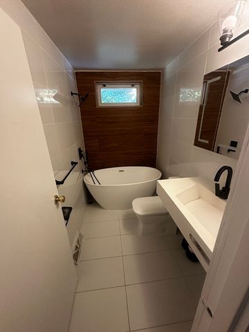73 Summit Dr 1, East Bridgewater, MA 02333
