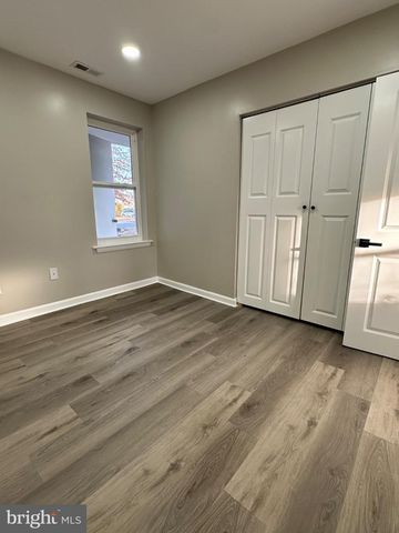14 BUTTONWOOD RD, Voorhees, NJ 08043