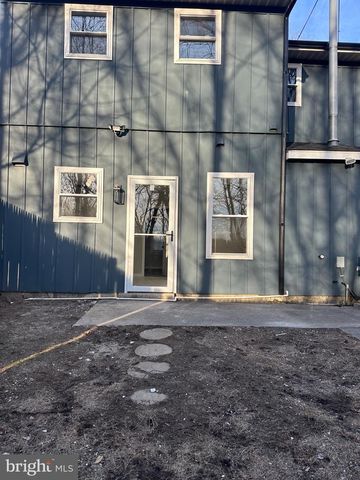 14 BUTTONWOOD RD, Voorhees, NJ 08043