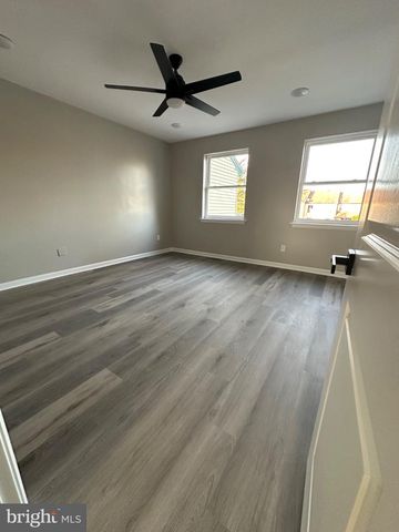 14 BUTTONWOOD RD, Voorhees, NJ 08043