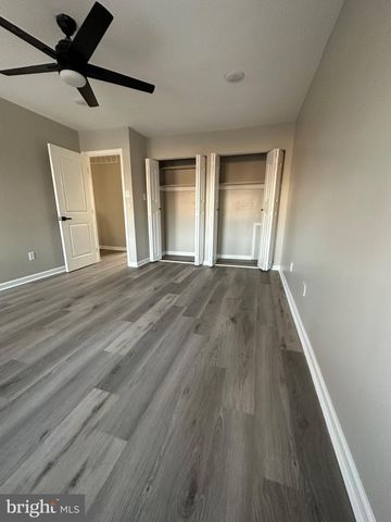 14 BUTTONWOOD RD, Voorhees, NJ 08043