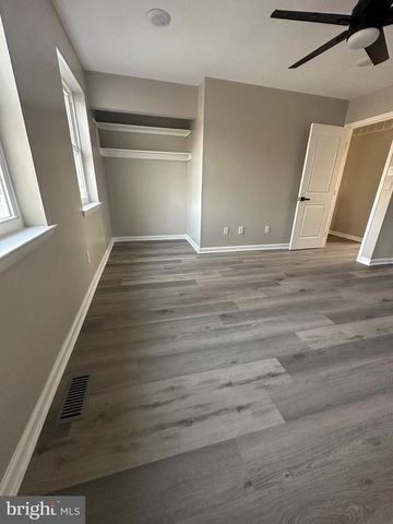 14 BUTTONWOOD RD, Voorhees, NJ 08043