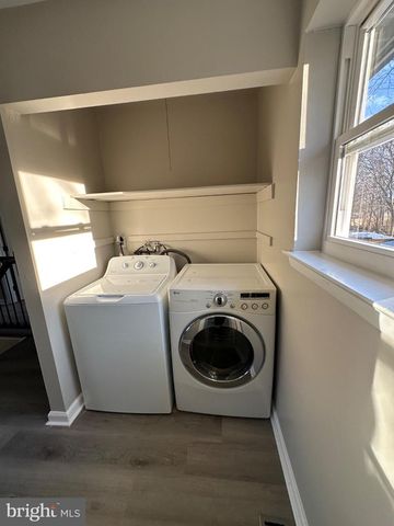 14 BUTTONWOOD RD, Voorhees, NJ 08043