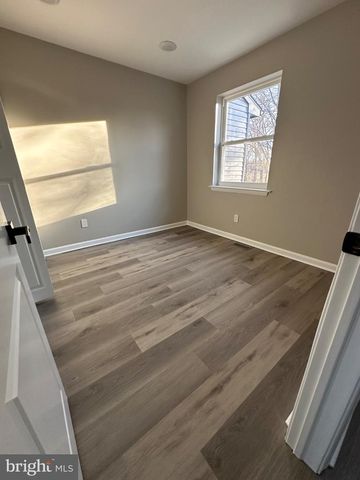 14 BUTTONWOOD RD, Voorhees, NJ 08043