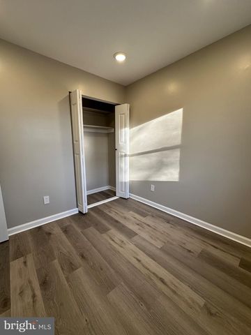 14 BUTTONWOOD RD, Voorhees, NJ 08043