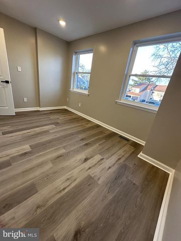14 BUTTONWOOD RD, Voorhees, NJ 08043