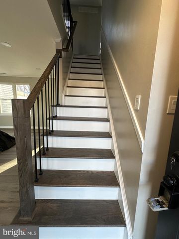14 BUTTONWOOD RD, Voorhees, NJ 08043