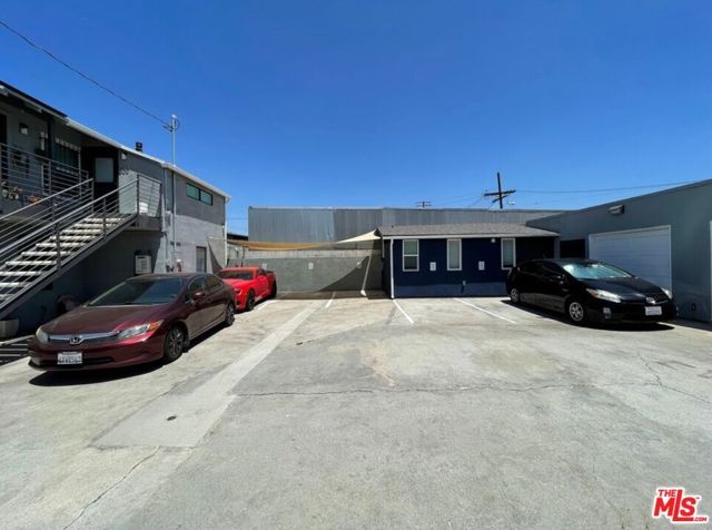 15328 S San Pedro Street, Gardena, CA 90248