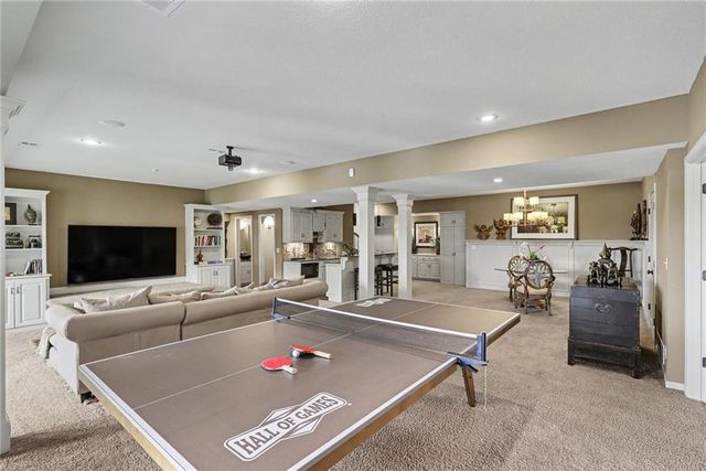 14536 Grant Street, Overland Park, KS 66221