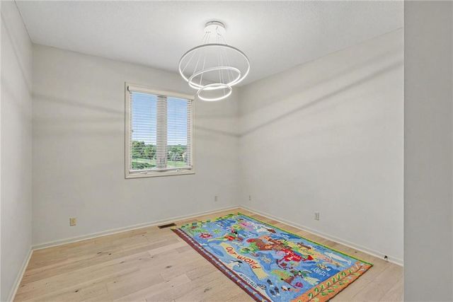 14536 Grant Street, Overland Park, KS 66221