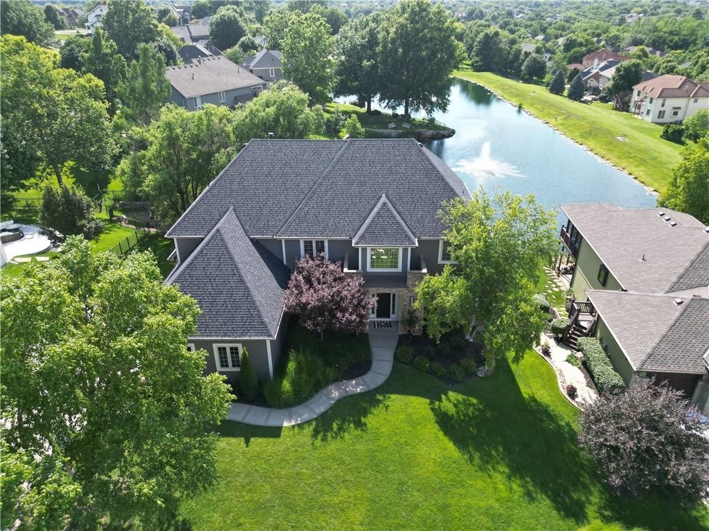 14536 Grant Street, Overland Park, KS 66221
