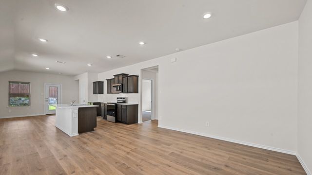 5823 Blue Sky Drive, Crandall, TX 75114