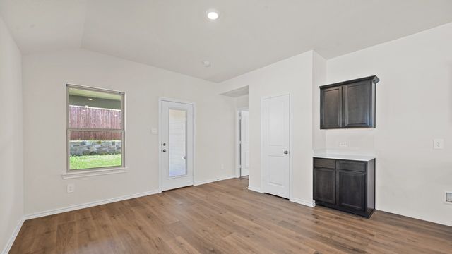 5823 Blue Sky Drive, Crandall, TX 75114
