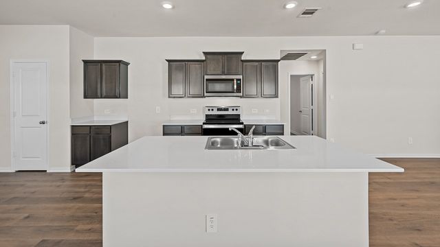 5823 Blue Sky Drive, Crandall, TX 75114