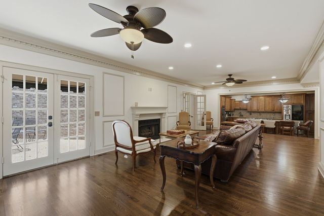 165 Charleston Park, Nashville, TN 37205