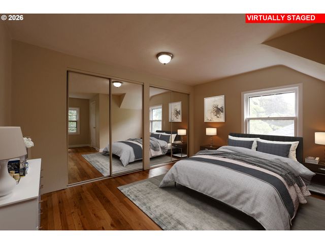 7925 Sw 11TH Ave, Portland, OR 97219