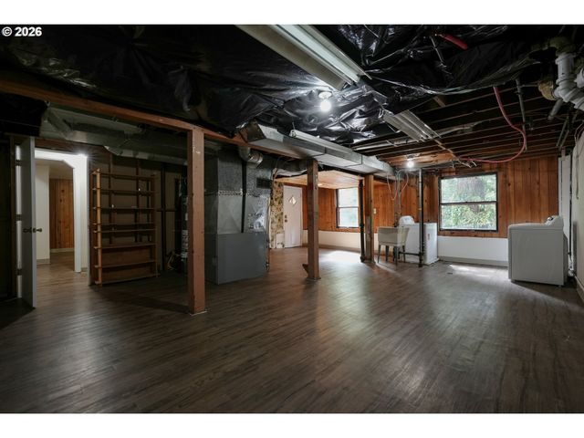 7925 Sw 11TH Ave, Portland, OR 97219