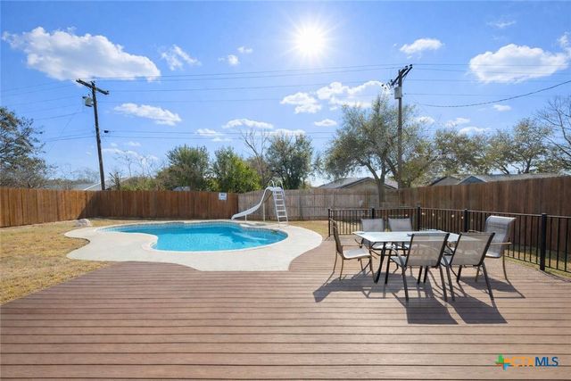 1609 Woodhill Drive, Round Rock, TX 78681