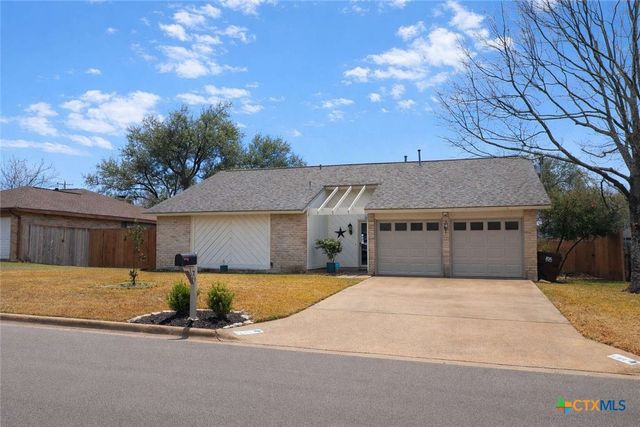 1609 Woodhill Drive, Round Rock, TX 78681