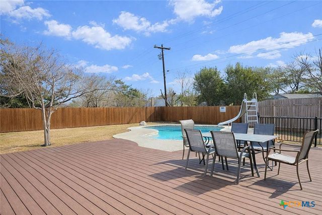 1609 Woodhill Drive, Round Rock, TX 78681