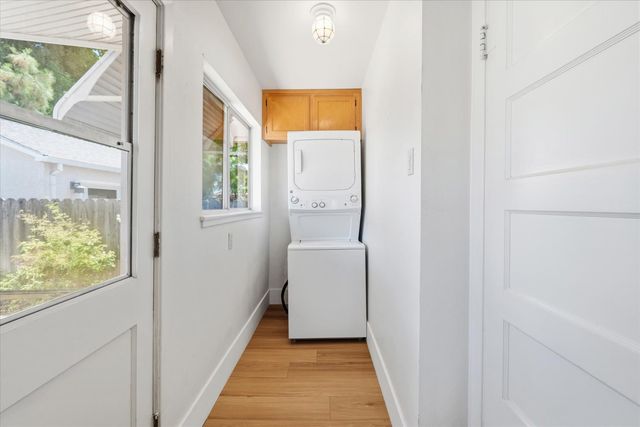 857 38th St, Sacramento, CA 95816