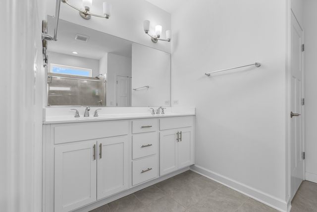 775 W Fairway Drive, Addison, IL 60101