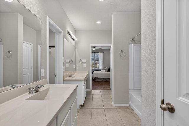 5709 Del Rey Drive, Denton, TX 76208