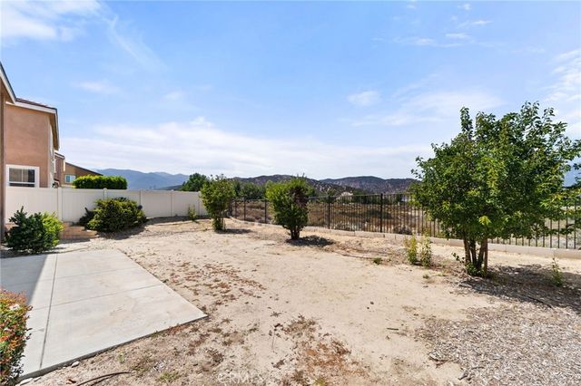 4109 Chamomile Court, San Bernardino, CA 92407